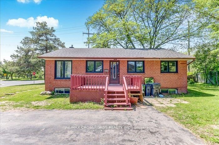 home for lease on 2 Tangmere Rd (main) Road