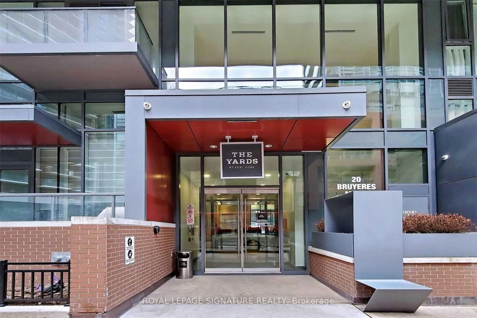 Condo leased at 1106-20 Bruyeres Mews, Toronto, Niagara, M5V 0G8 - MLS: C12052810
