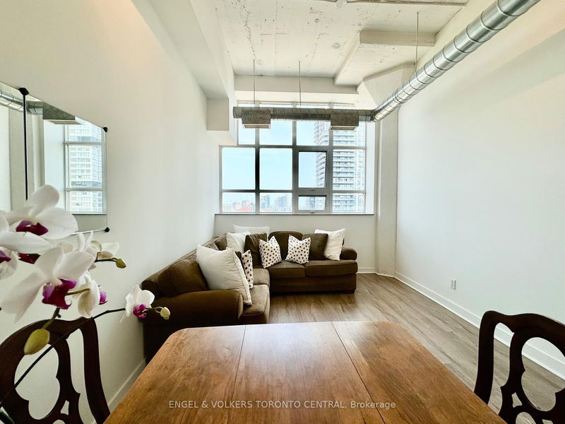 Room2