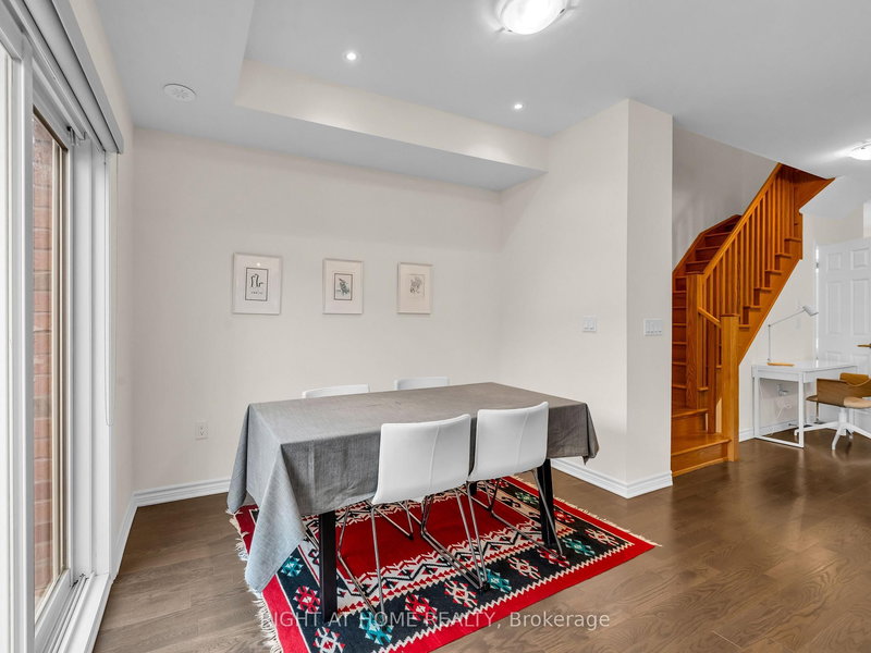22 Coneflower Cres, Toronto, M2R 0A5 | Image 3