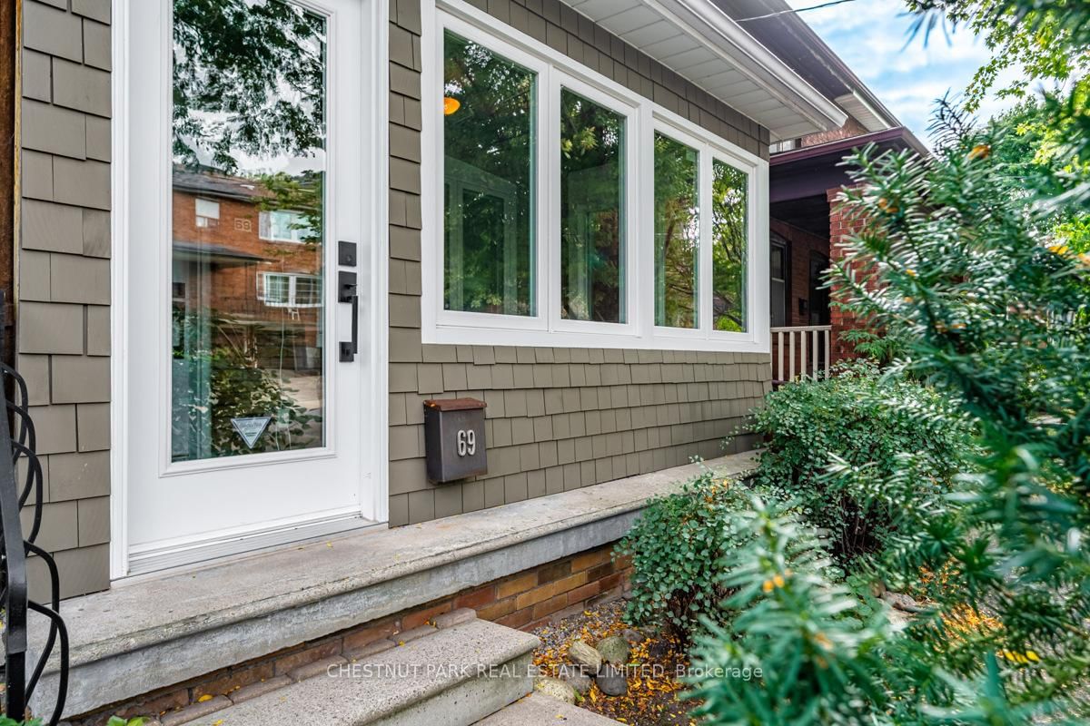 Listing Image 3