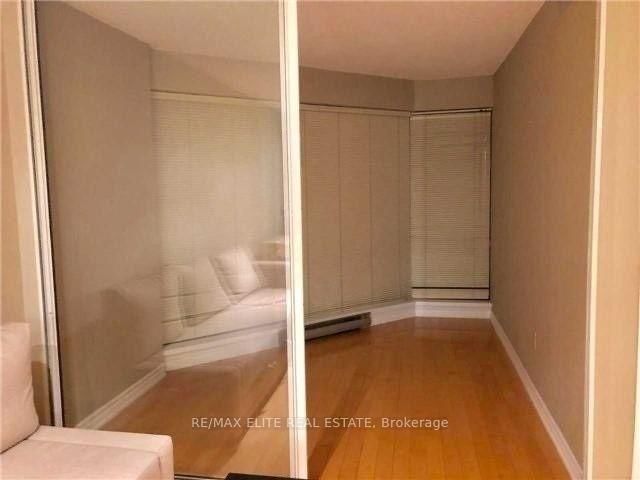 Room1