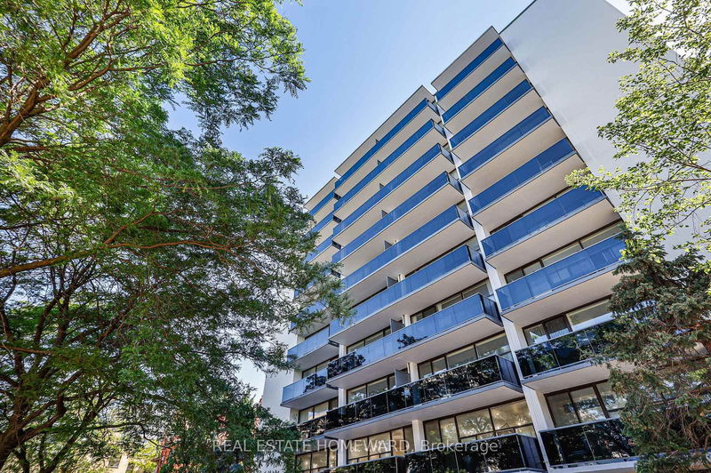 home for lease on 403-15 Walmer Road