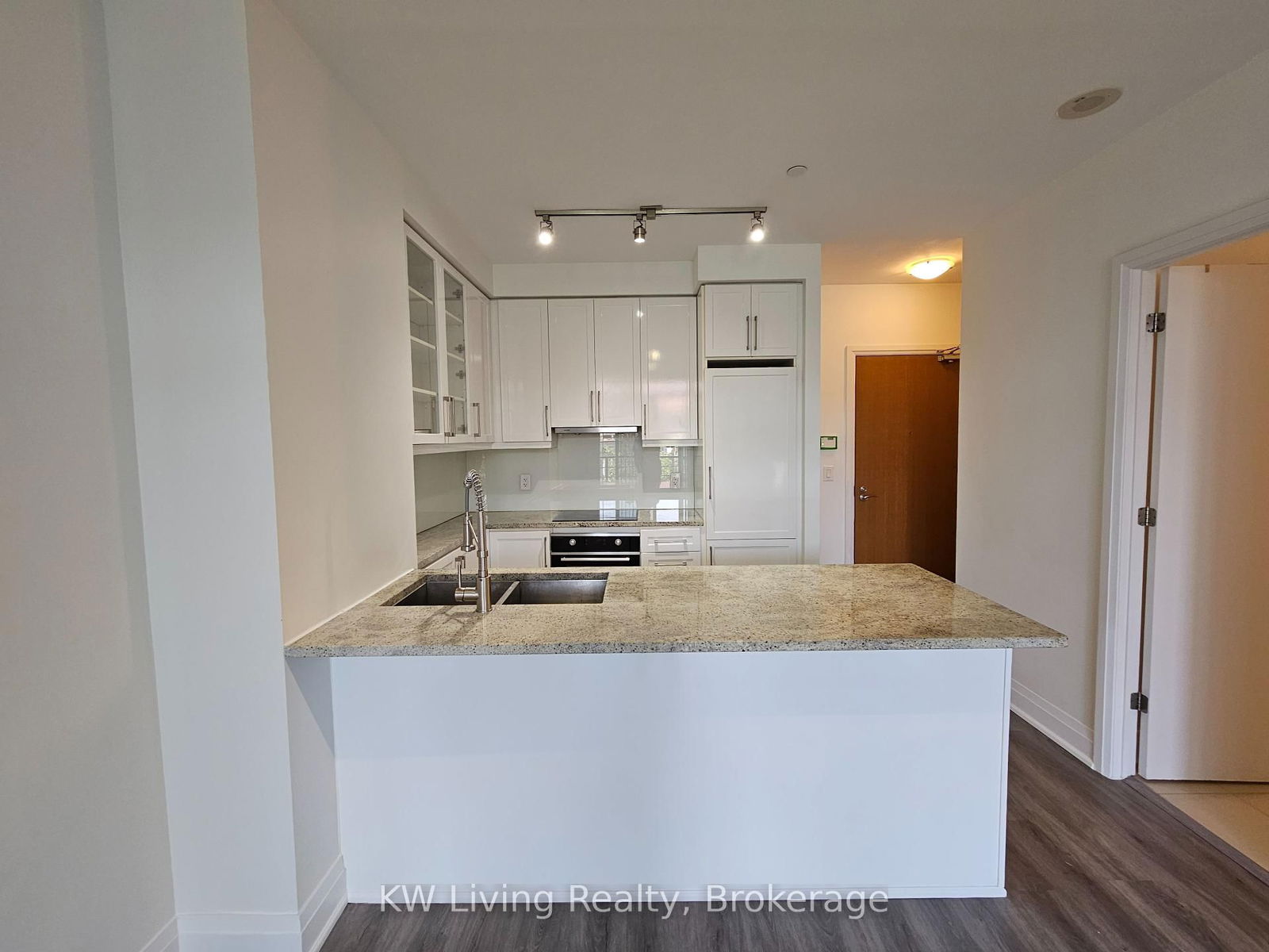 Condo for lease at 310-21 Clairtrell Road, Toronto, Newtonbrook East, M2N 5J6 - MLS: C12056352