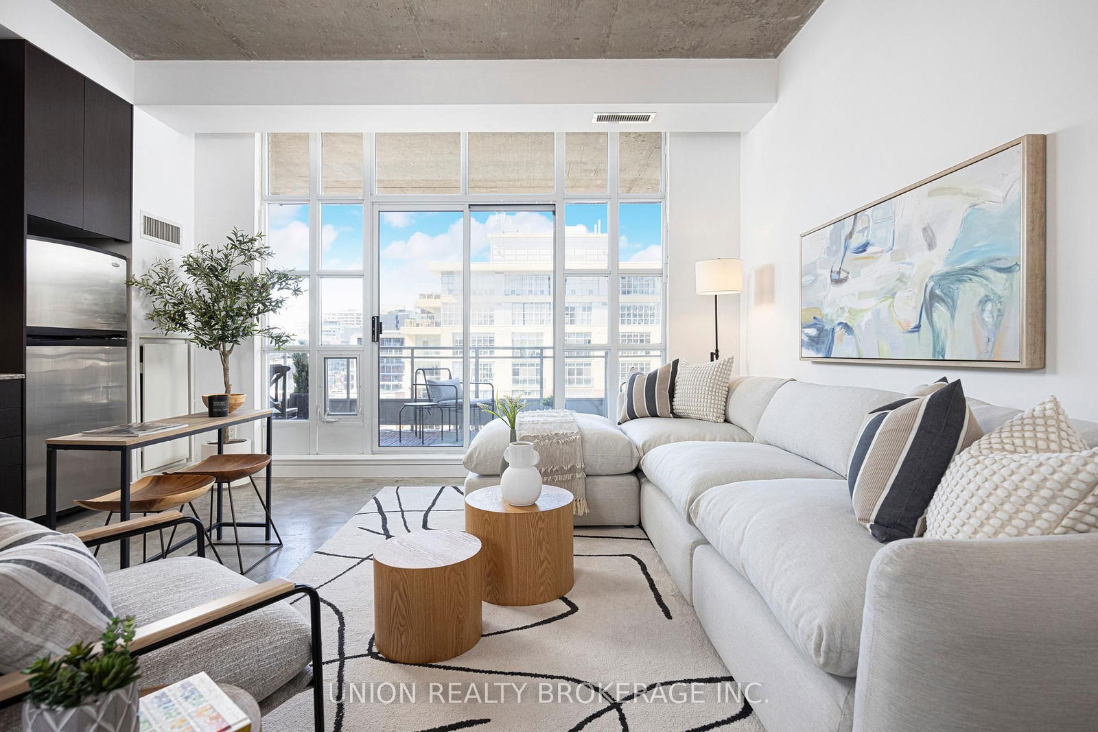 Condo sold at 706-23 Brant Street, Toronto, Waterfront Communities C1, M5V 2L5 - MLS: C12057207