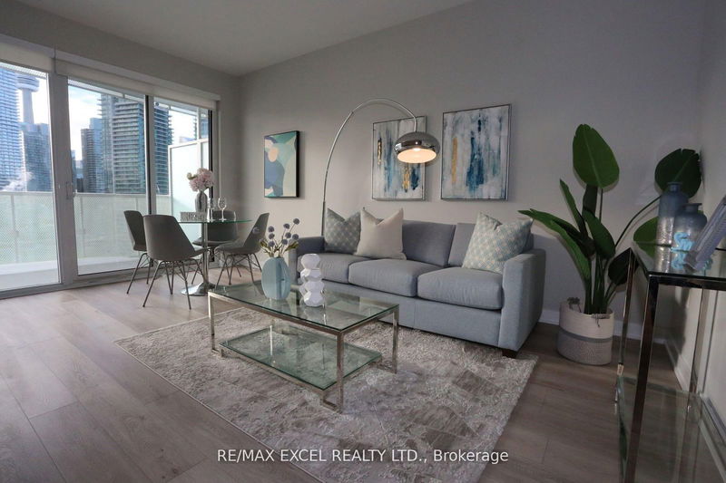 home for lease on 2705-15 Queens Quay E