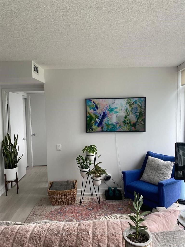 Townhouse leased at 2005-80 Queens Wharf Road, Toronto, Waterfront Communities C1, M5V 0J3 - MLS: C12058223