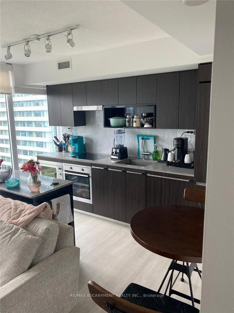 Townhouse leased at 2005-80 Queens Wharf Road, Toronto, Waterfront Communities C1, M5V 0J3 - MLS: C12058223