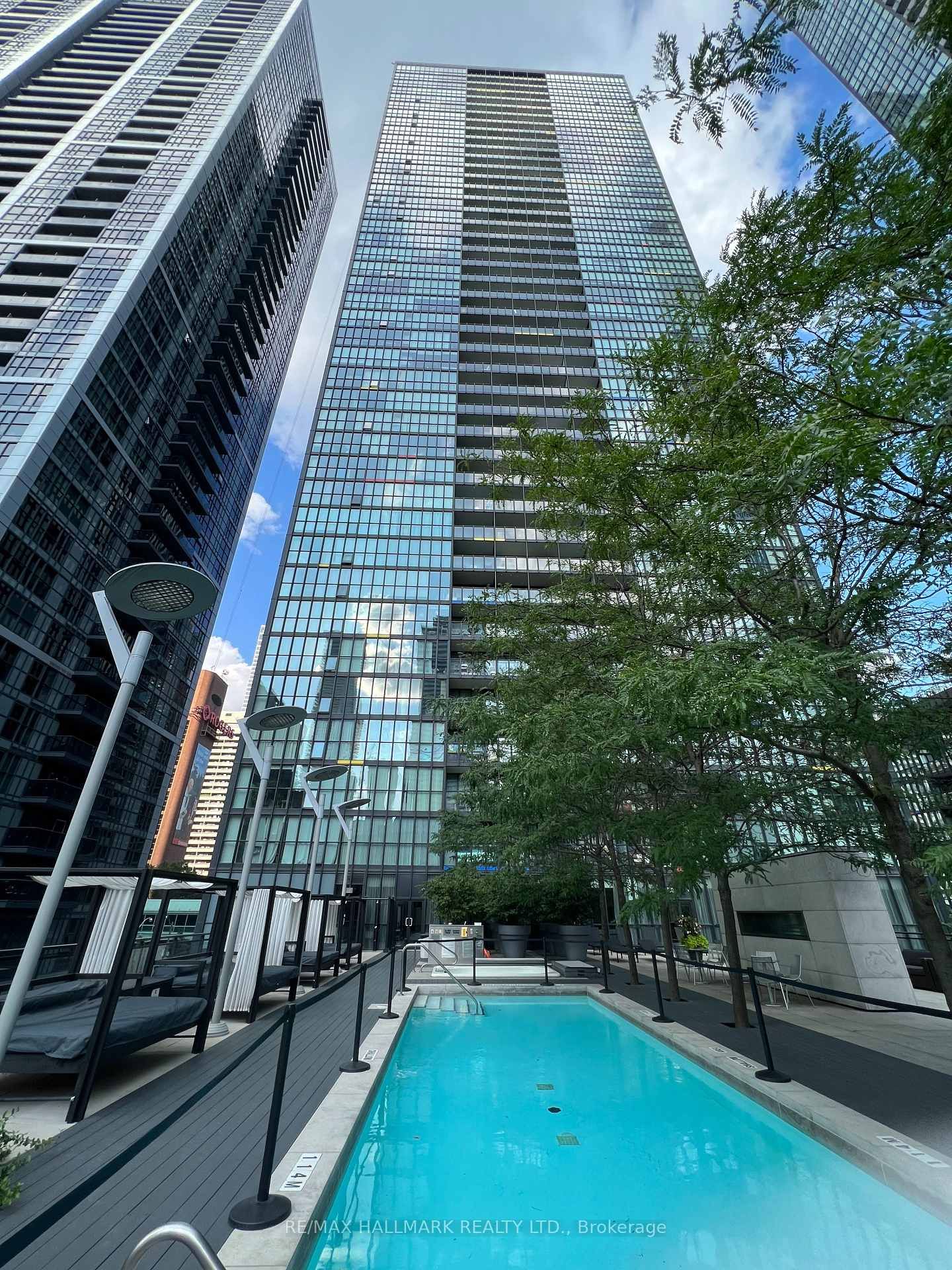 Condo for sale at 2905-110 Charles Street, Toronto, Church-Yonge Corridor, M4Y 1T5 - MLS: C12058304