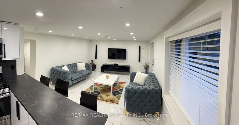 home for lease on 160 Nipigon Avenue
