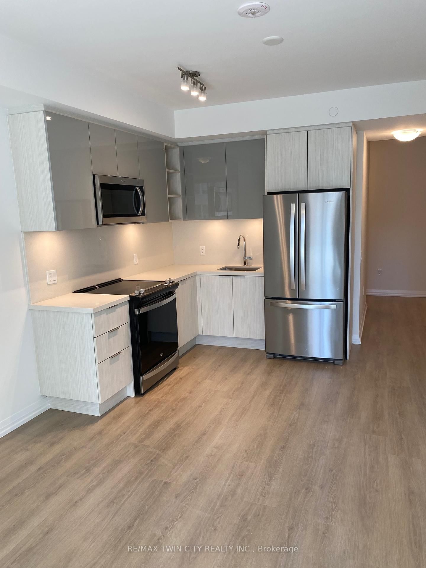 Condo for lease at 1113-50 DUNFIELD Avenue, Toronto, Mount Pleasant East, M4S 3A4 - MLS: C12059684
