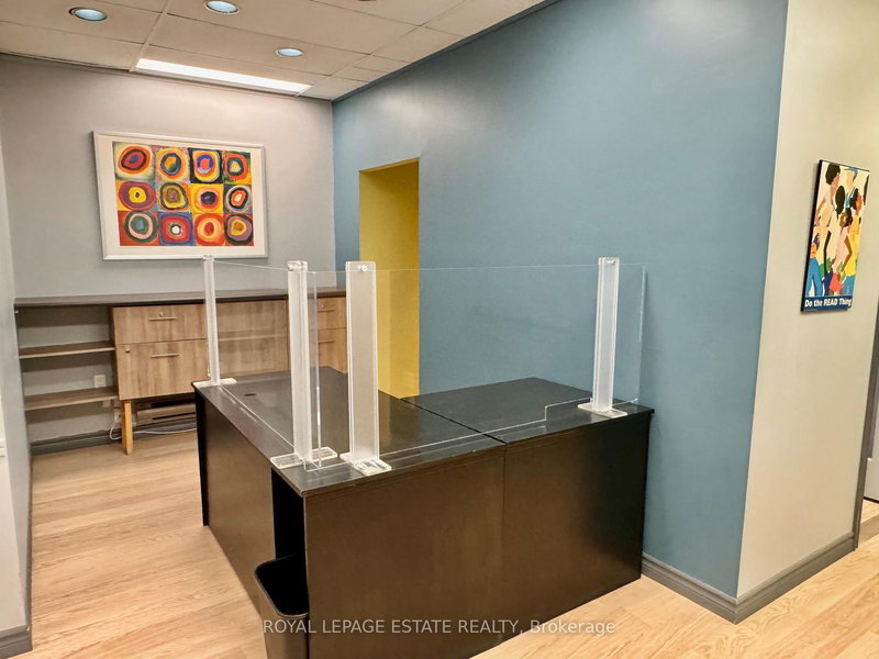 103 - 124 Merton St, Toronto, M4S 2Z2 | Image 2