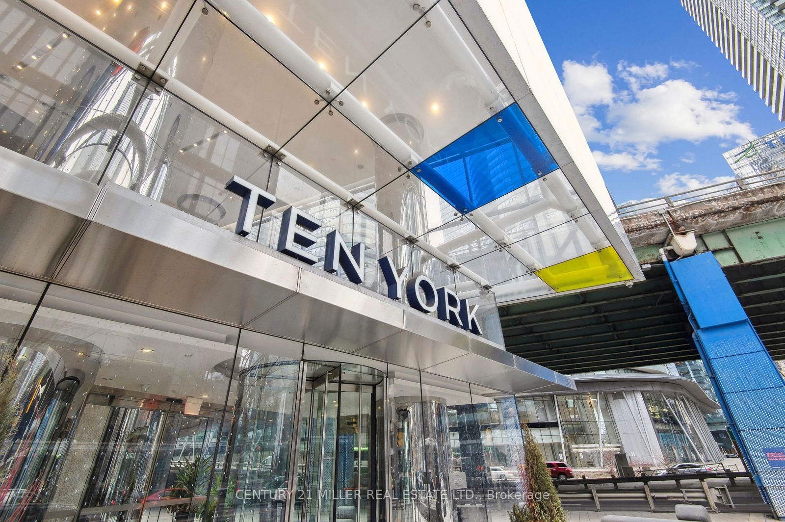 Condo leased at 1205-10 York Street, Toronto, Waterfront Communities C1, M5J 0E1 - MLS: C12060356