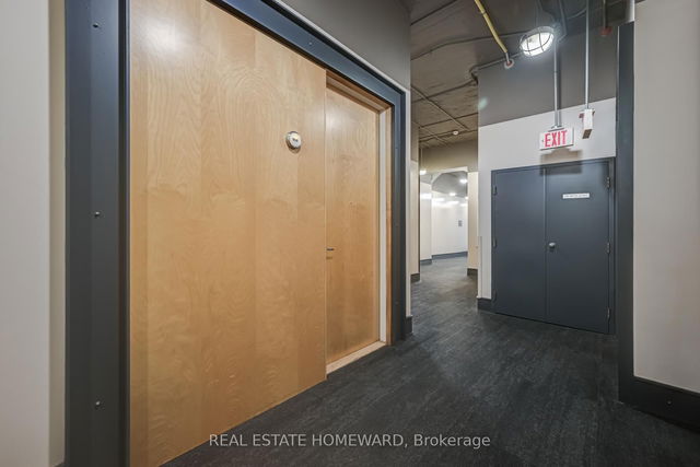 958 - 155 Dalhousie Street