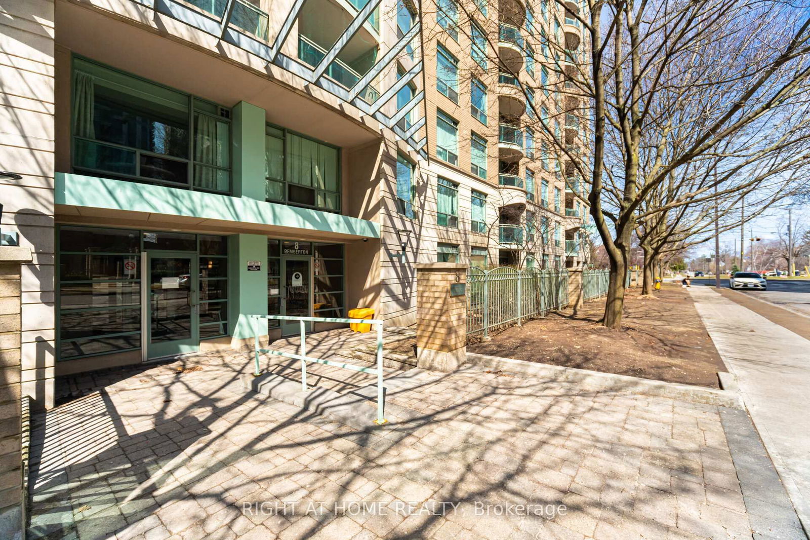 Condo for sale at LPH09-8 Pemberton Avenue, Toronto, Newtonbrook East, M2M 1Y1 - MLS: C12061677