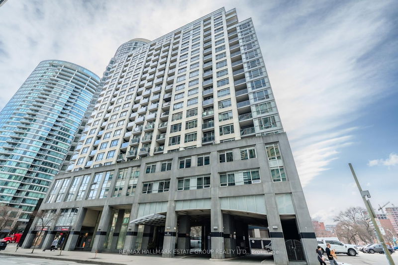 home for sale on 1901-20 Blue Jays Way