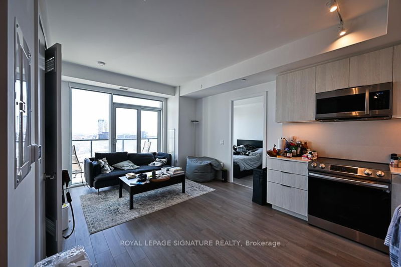 home for lease on 1504-50 Power Street