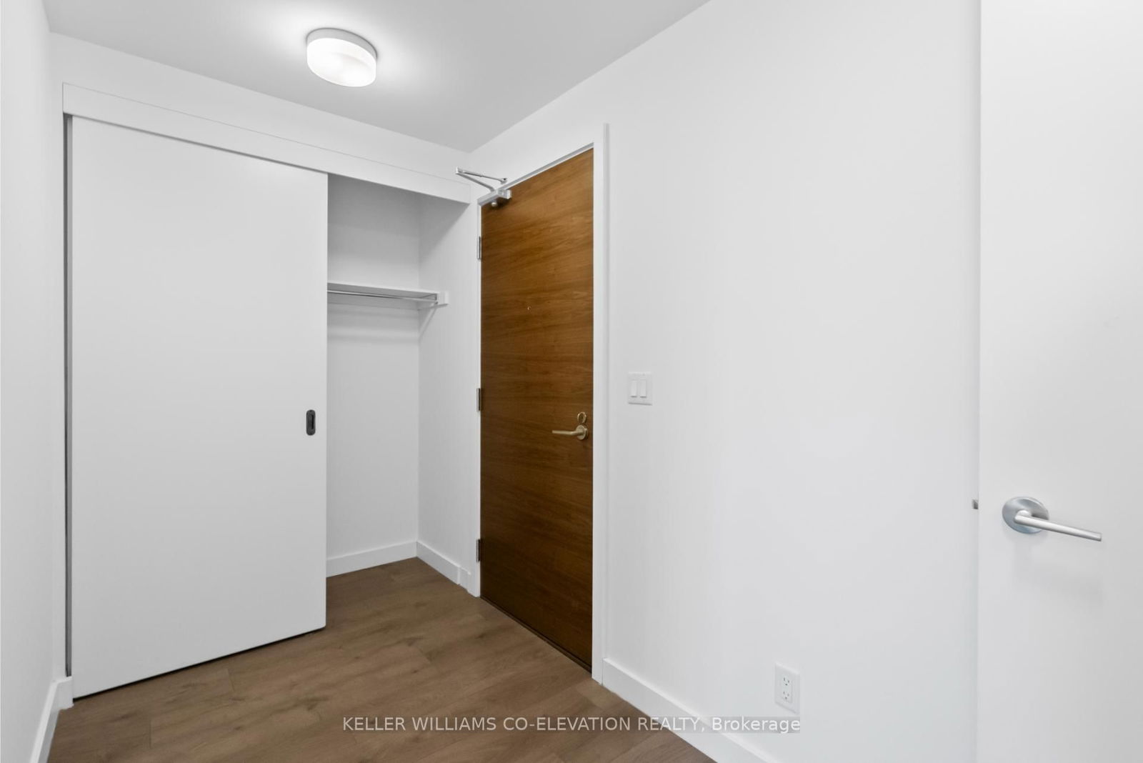 Condo for lease at 604-109 Vaughan Road, Toronto, Humewood-Cedarvale, M6C 0B1 - MLS: C12062219