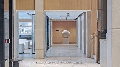 Unit 413 — 120 Harrison Garden Blvd, Toronto - Willowdale East image-0-2