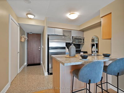 Unit 1109 — 18 Harrison Garden Blvd, Toronto - Willowdale East image-0-2