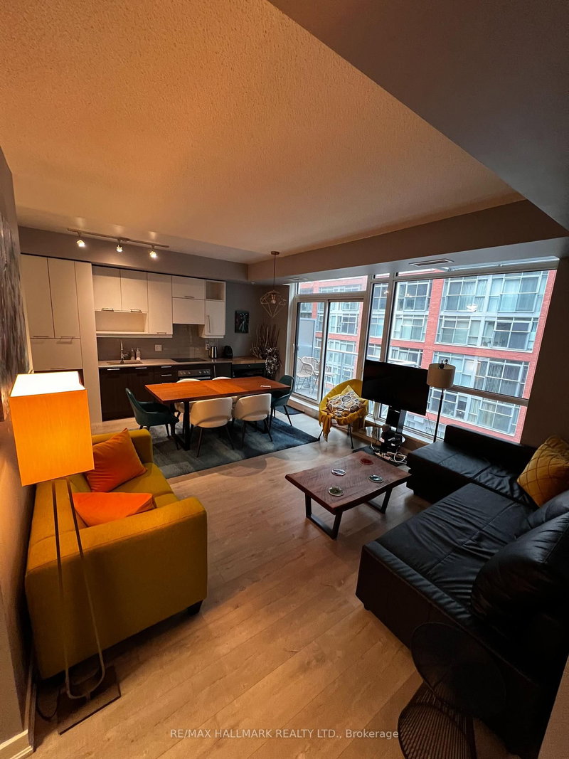 316 - 30 Nelson St, Toronto, M5V 0H5 | Image 2