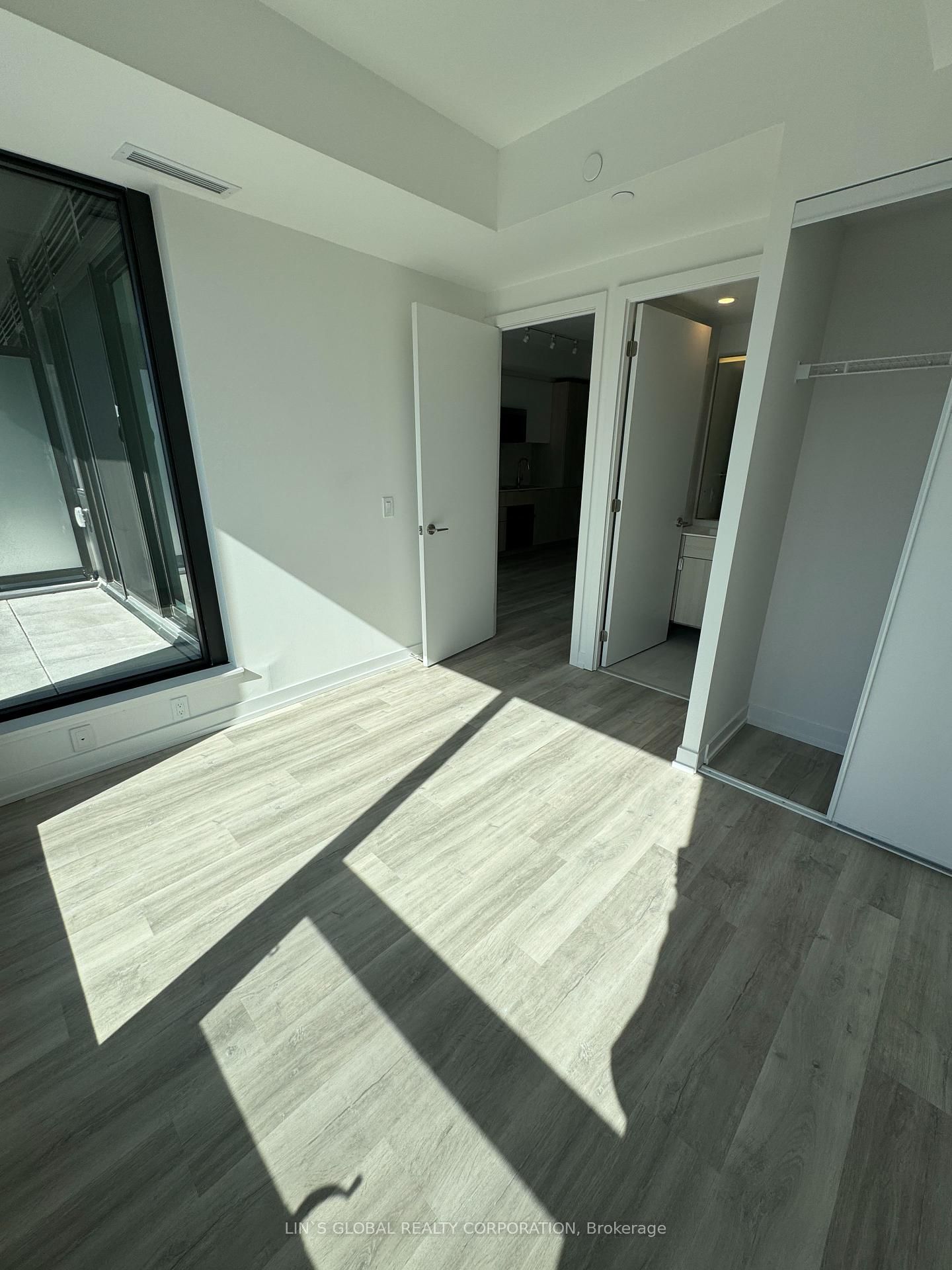 28 Eastern Avenue, Unit 814 - Photo 11