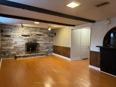 63 Broadlands Blvd, Toronto - Parkwoods-Donalda image-0-4