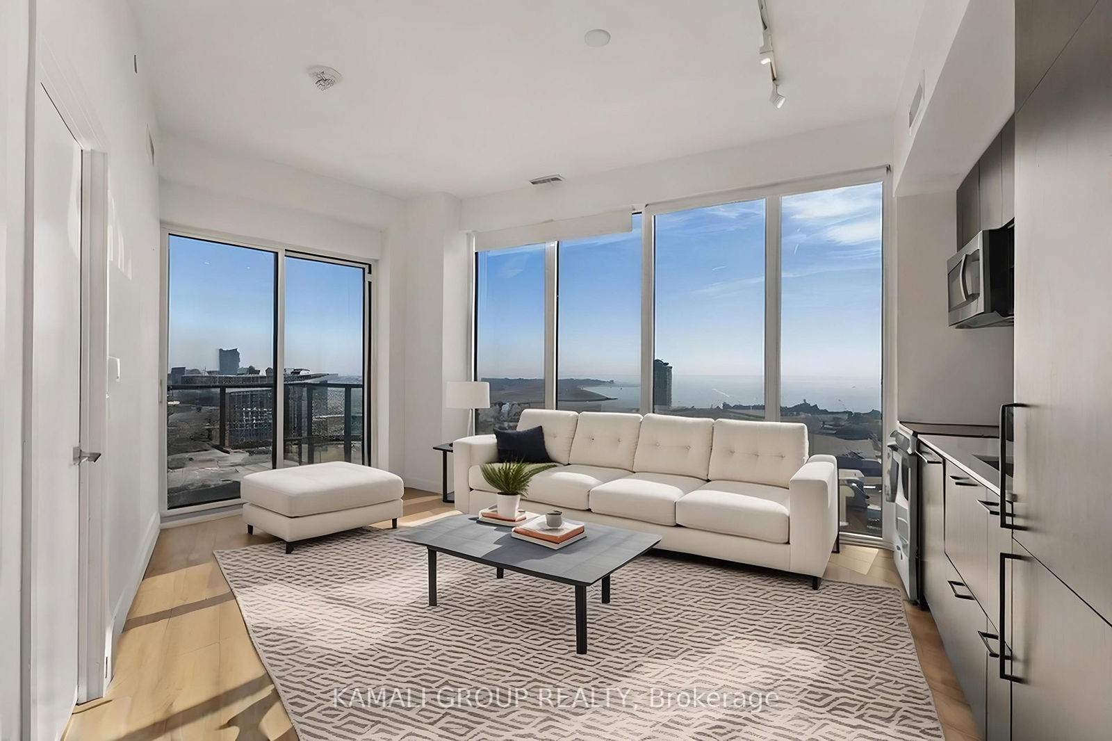 Condo leased at 2411-135 East Liberty Street, Toronto, Niagara, M6K 0G7 - MLS: C12065666