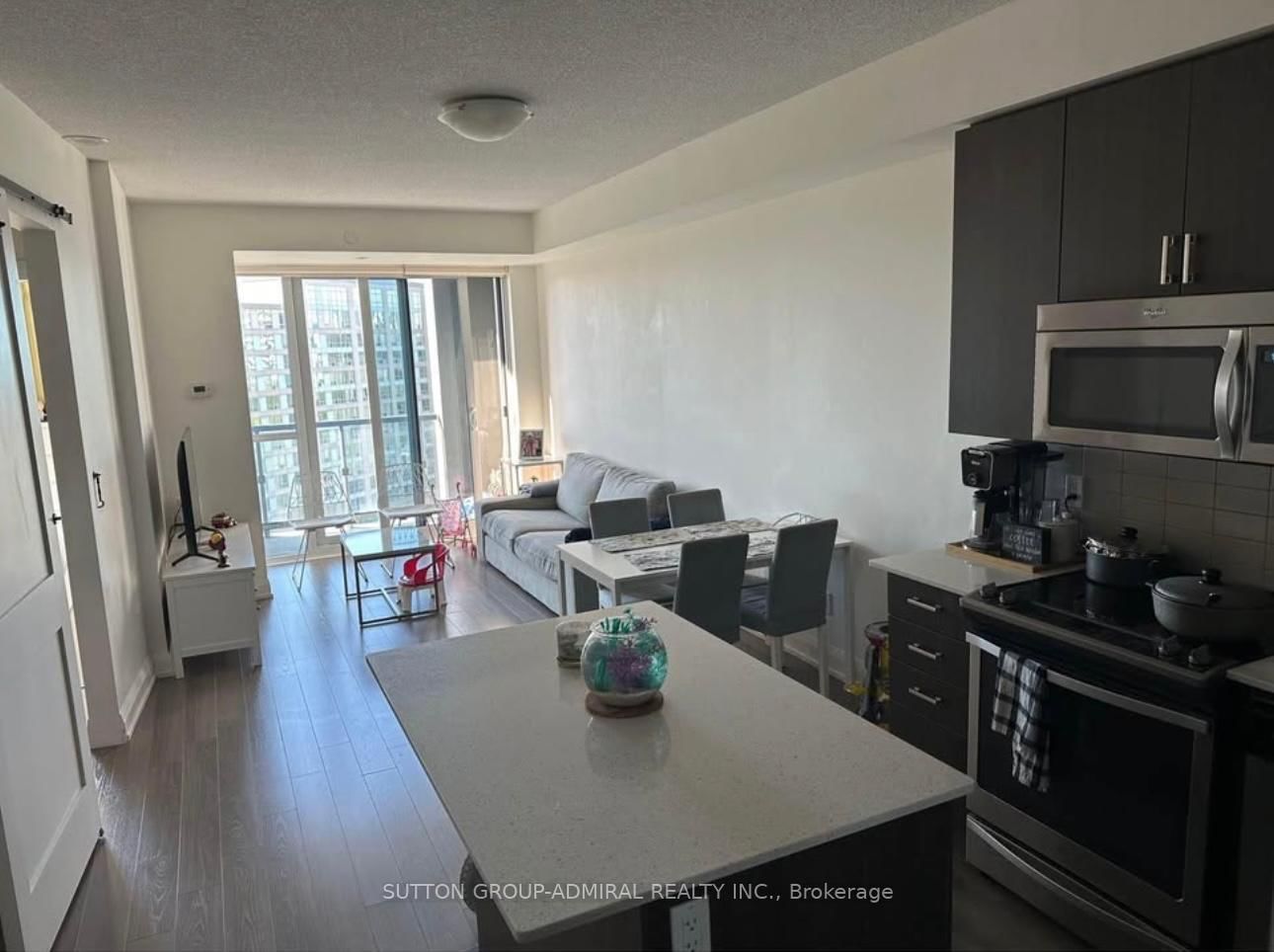 Condo leased at 1204-18 Graydon Hall Drive, Toronto, Parkwoods-Donalda, M3A 0A4 - MLS: C12065969