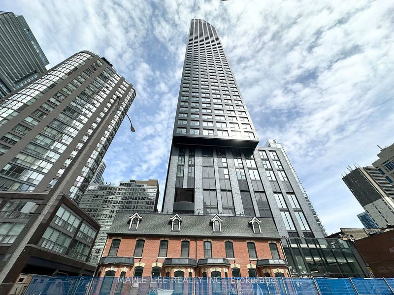 home for lease on 2202-8 Wellesley Street W
