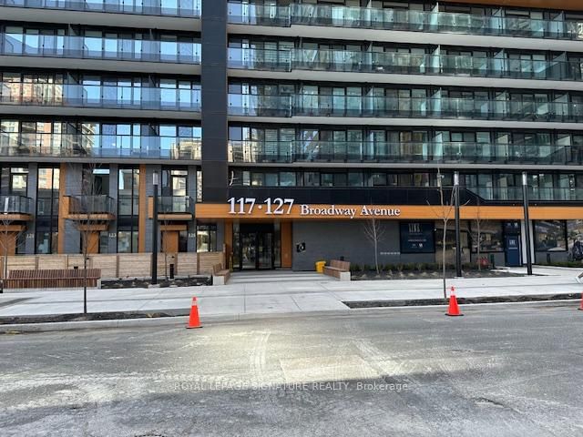 home for lease on 1812-117 Broadway Avenue