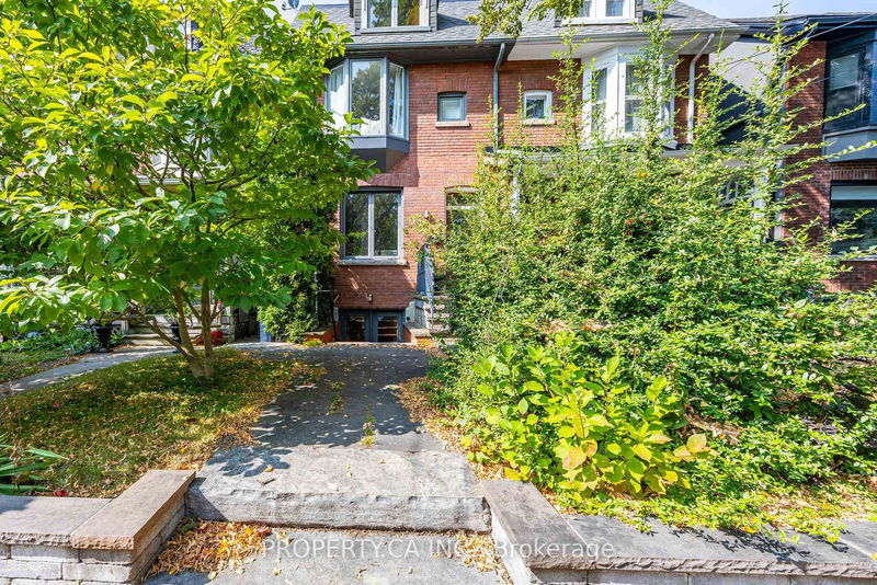home for lease on 14 Bellwoods Avenue