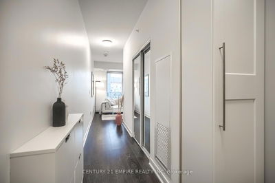 Unit 812 — 60 Tannery Rd, Toronto - Waterfront Communities C8 image-0-2