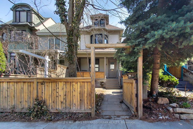 home for sale on 715 Markham Street