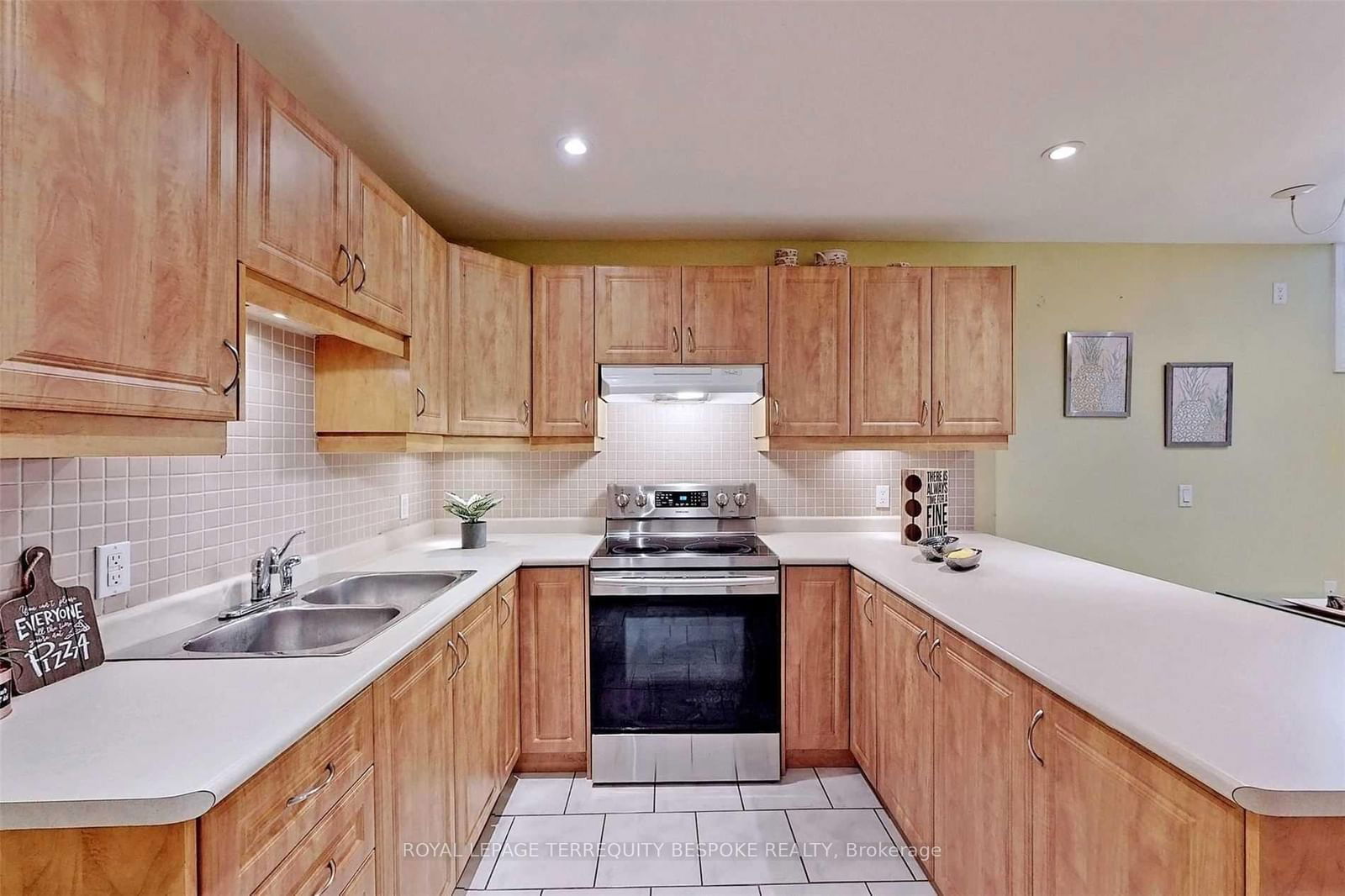 Detached House for lease at bsmt-9 Concord Avenue, Toronto, Palmerston-Little Italy, M6H 2N9 - MLS: C12067997