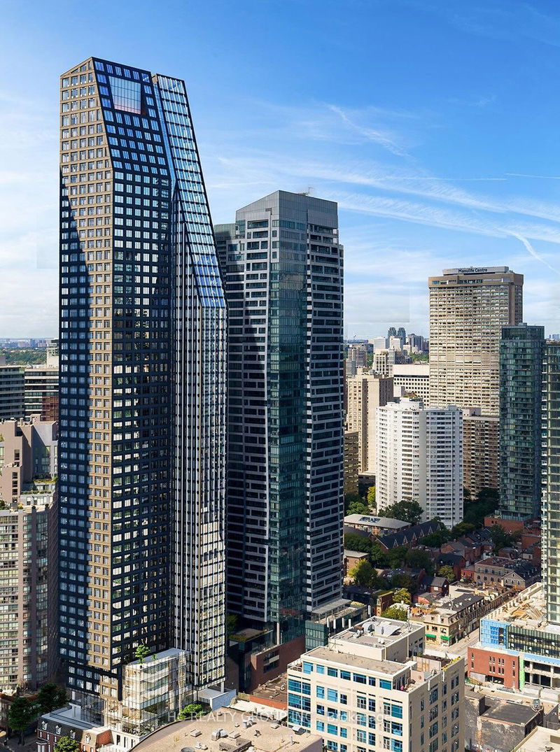 home for lease on 2012-8 Wellesley Street W