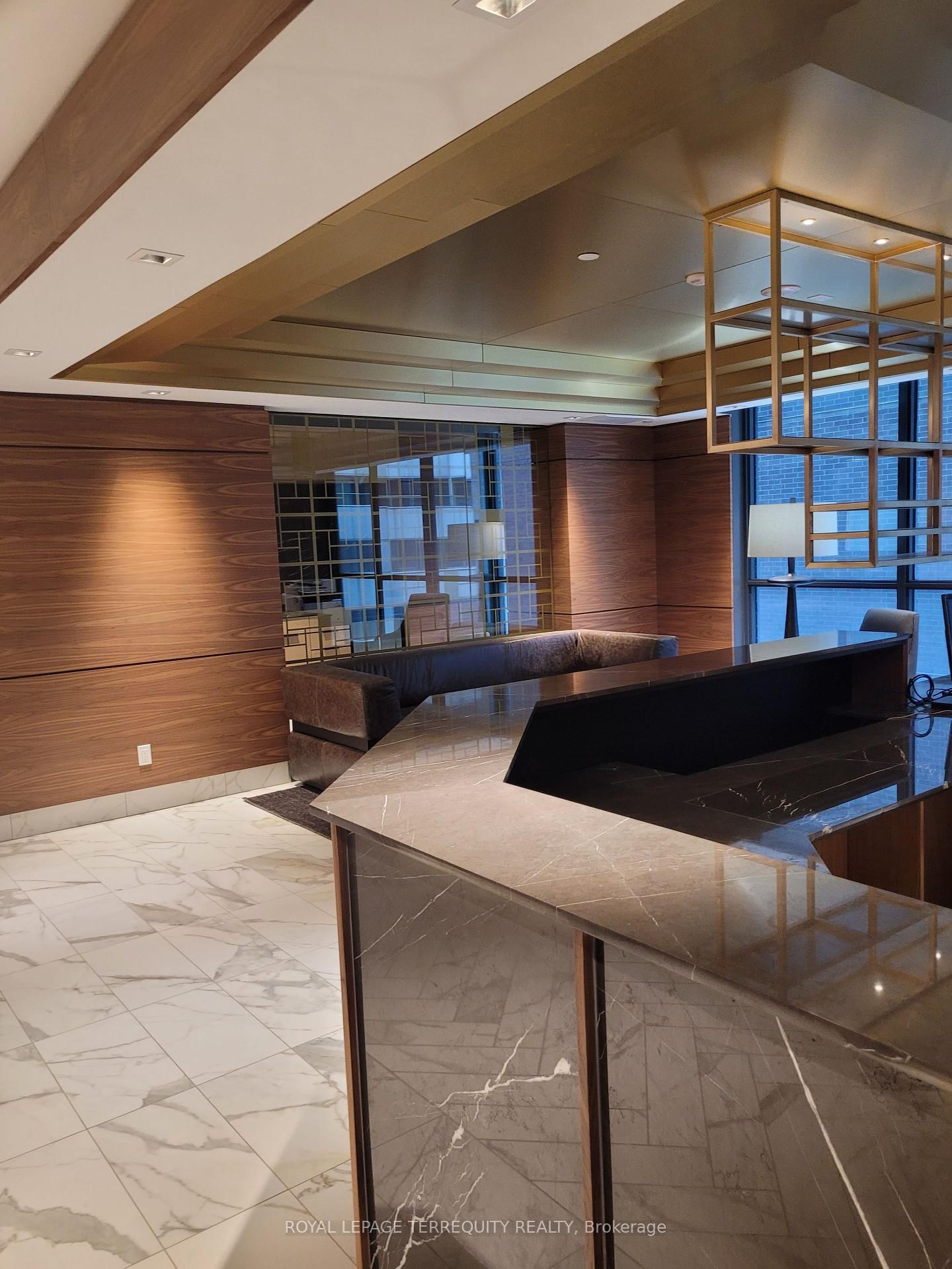 327 King Street W, Unit 1301 - Photo 25