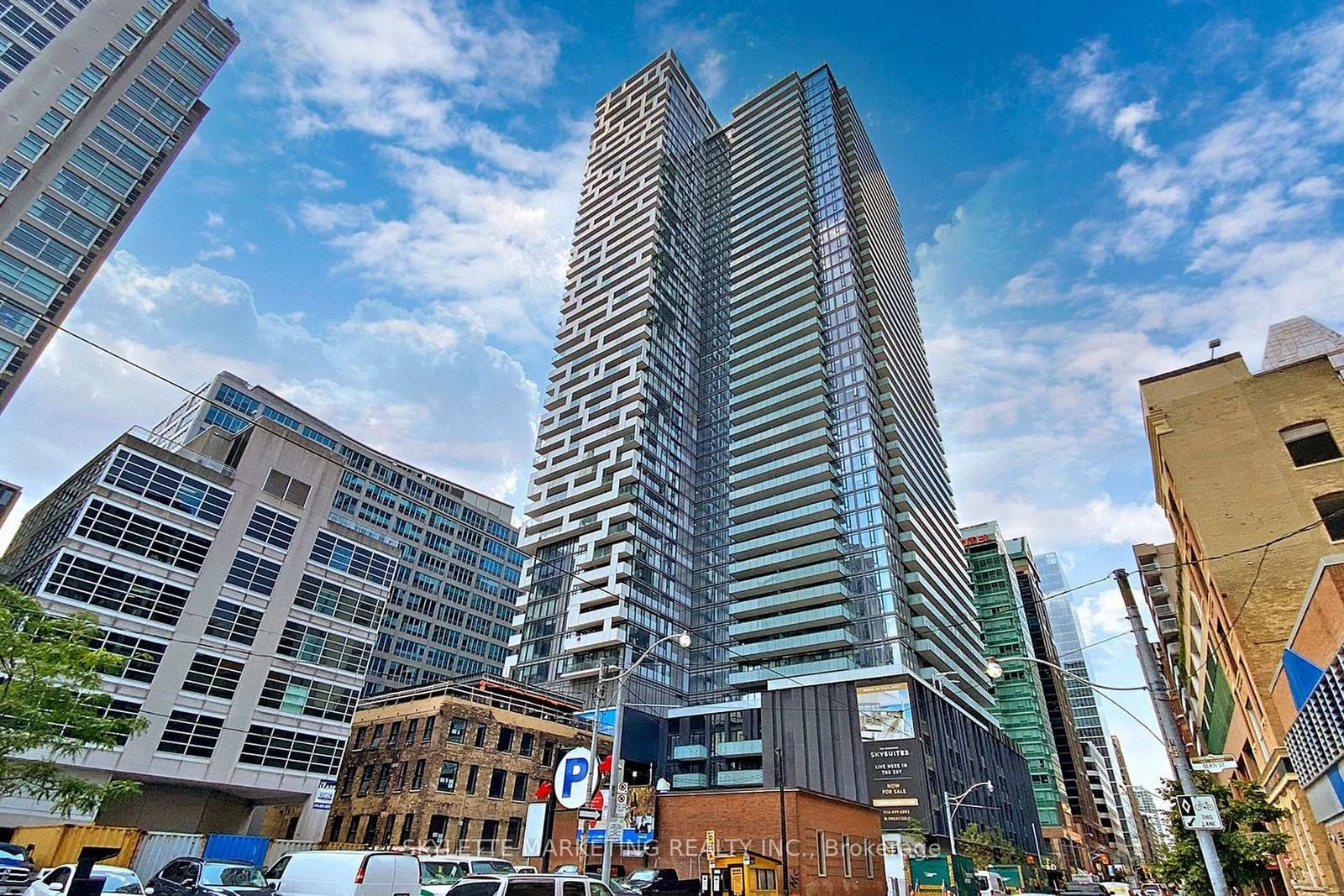 Condo for lease at 207-25 Richmond Street, Toronto, Church-Yonge Corridor, M5C 0A6 - MLS: C12069204