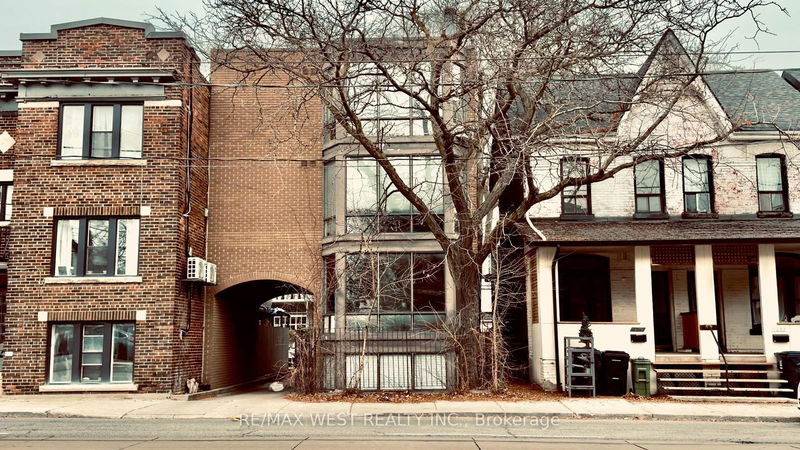 home for lease on 2-1061 Bathurst Street