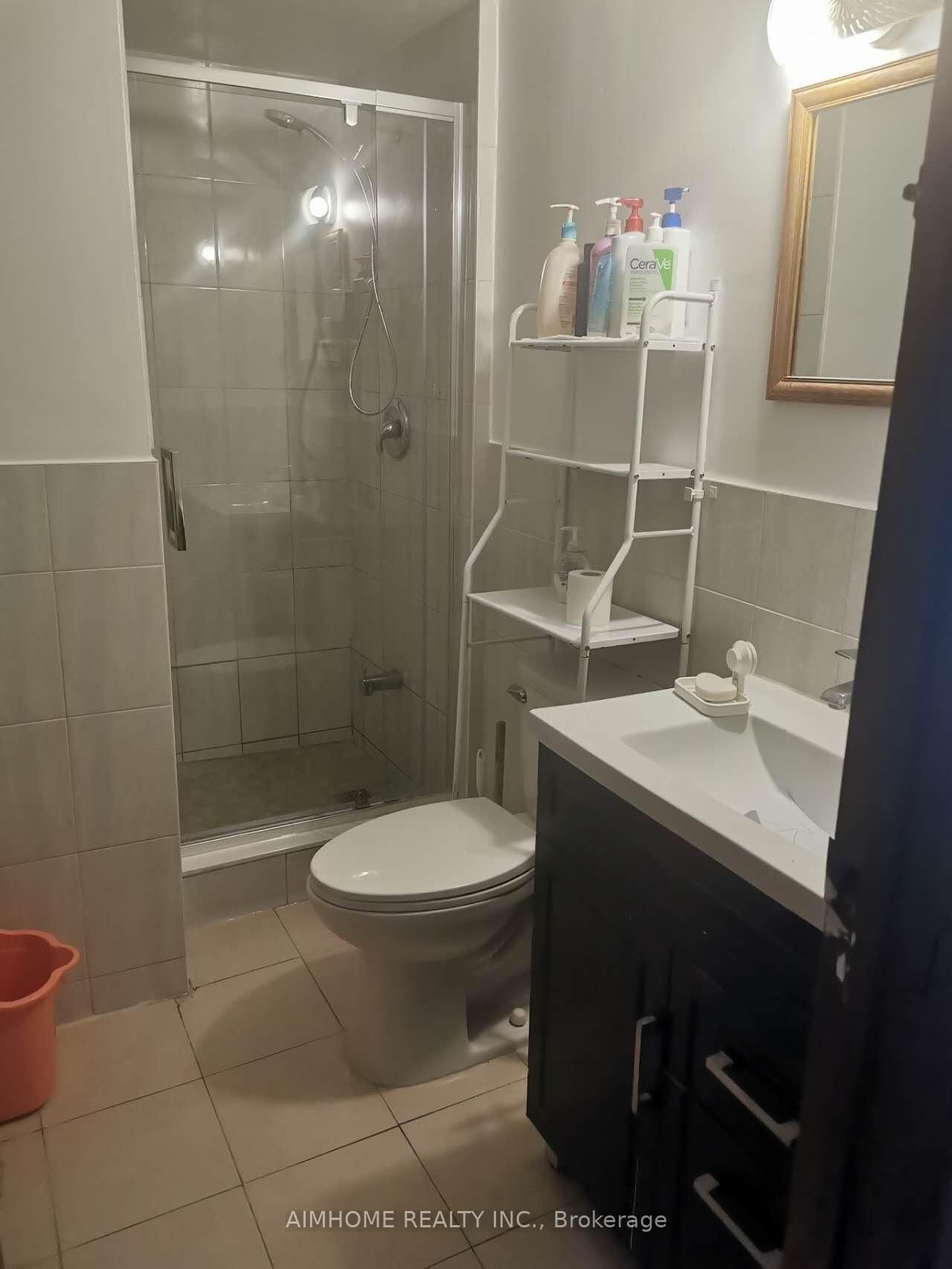 Semi-Detached House leased at Main FL-137A MARKHAM Street, Toronto, Trinity-Bellwoods, M6J 2G4 - MLS: C12069928