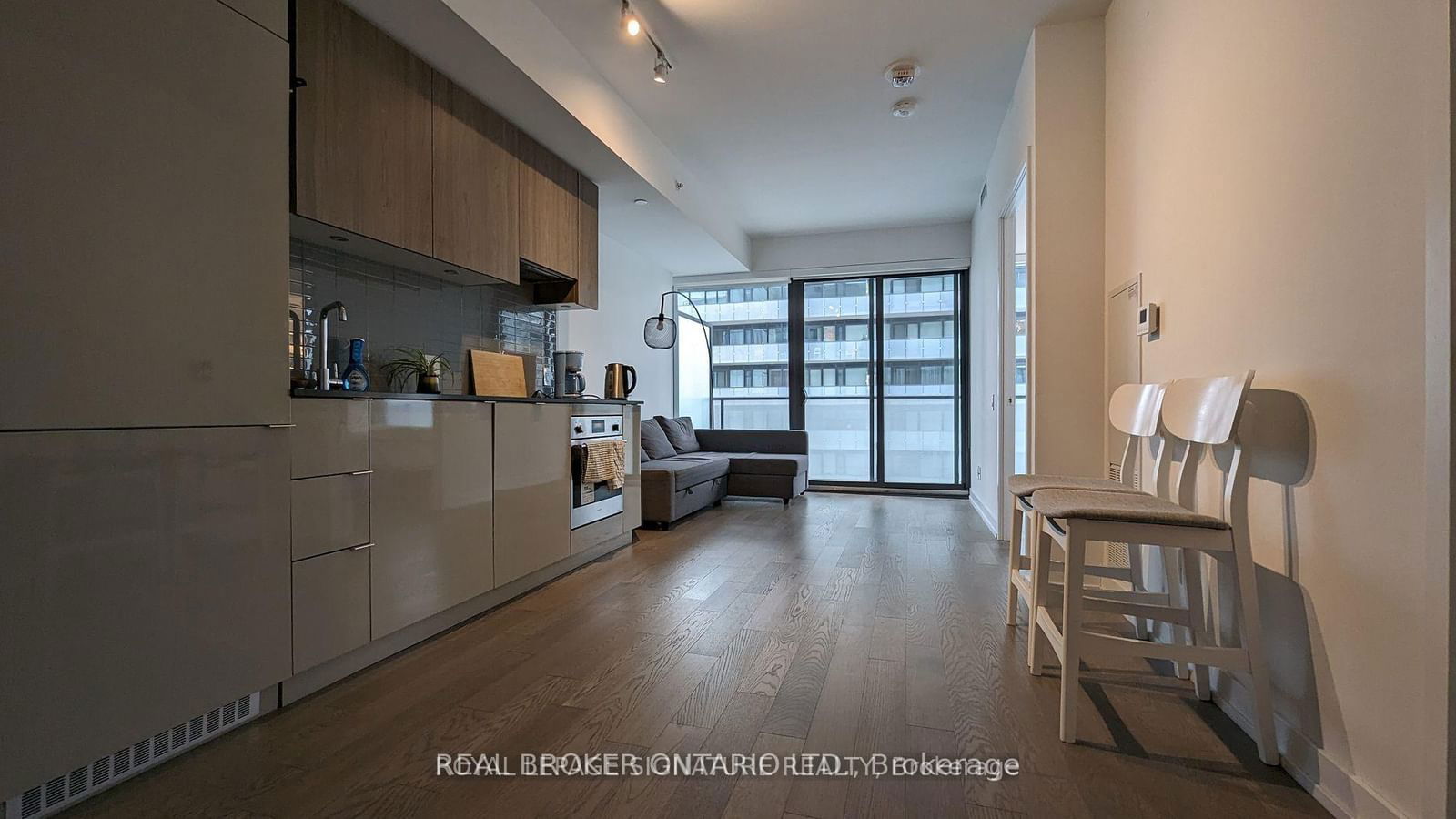 Condo for lease at 1508-161 Roehampton Avenue, Toronto, Mount Pleasant West, M4P 2K4 - MLS: C12071106