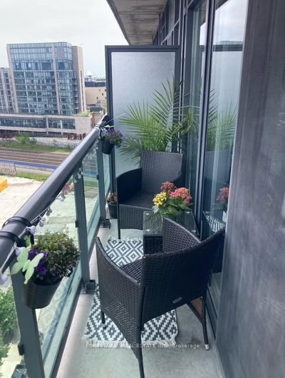 36 Lisgar Street, Toronto, Ontario image-0-1