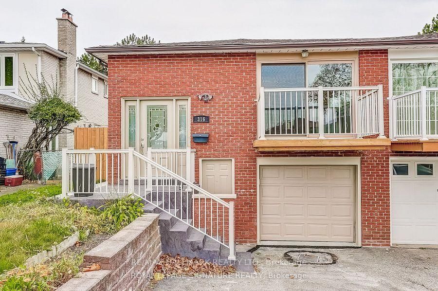 Semi-Detached House for lease at 316 Cherokee Boulevard, Toronto, Pleasant View, M2H 2W7 - MLS: C12071918