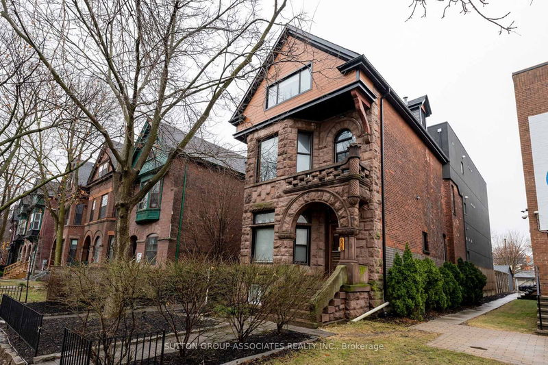 home for lease on 1-608 Spadina Avenue