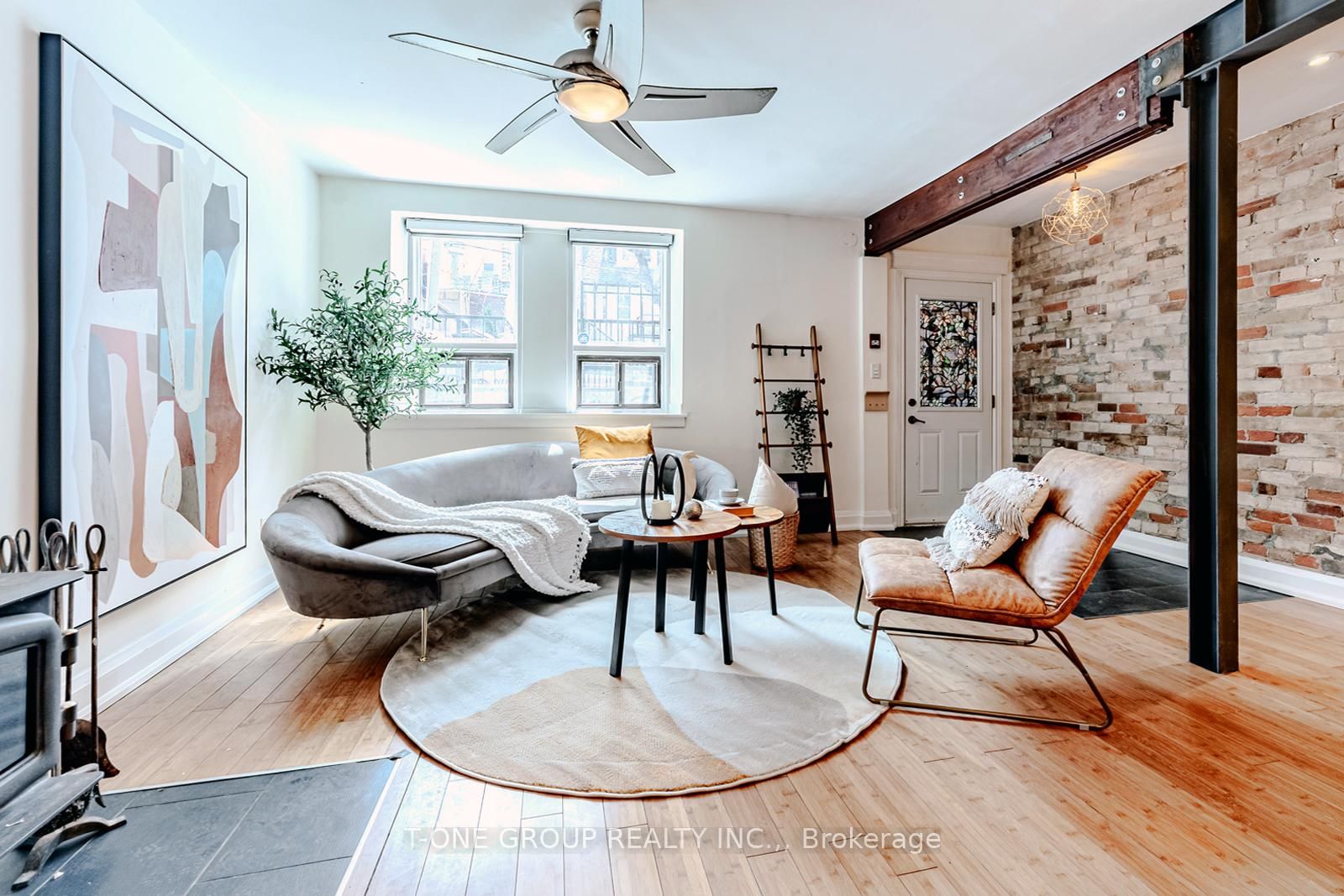 Listing Image 7