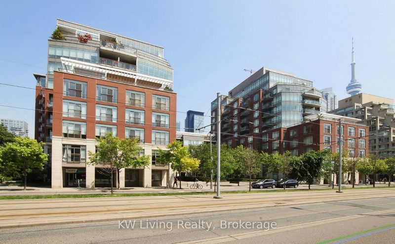home for lease on 310W-500 Queens Quay W