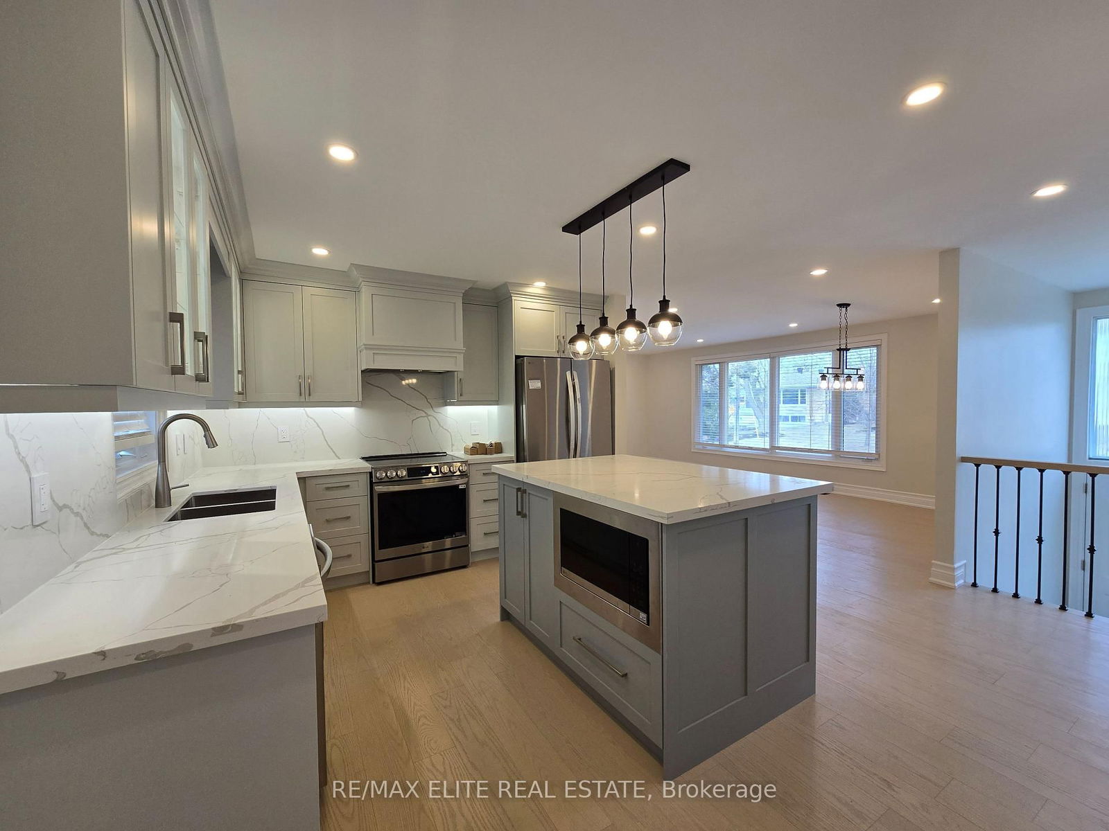 Detached House for lease at Upper-38 Ambrose Road, Toronto, Bayview Village, M2K 2W9 - MLS: C12073632