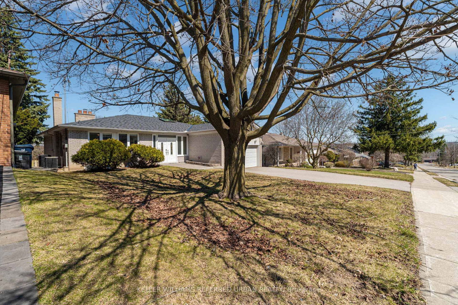 Detached House leased at 22 Colonnade Road, Toronto, Bayview Woods-Steeles, M2K 2L5 - MLS: C12073877