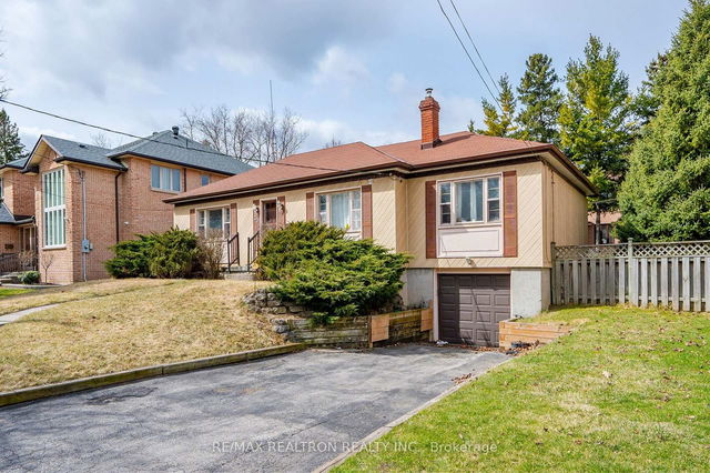 30 Lawnview Drive