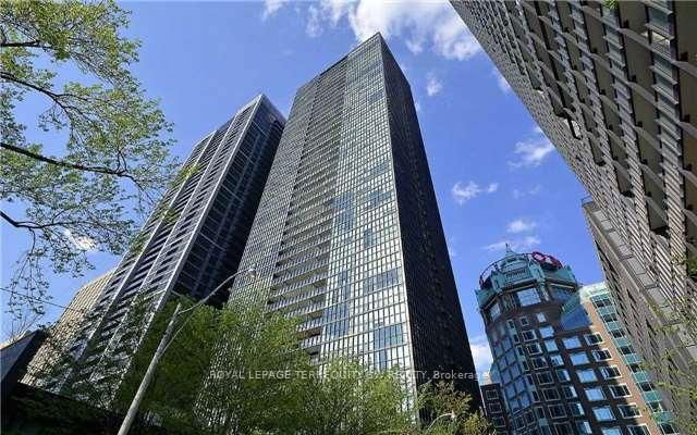 707 - 110 Charles Street